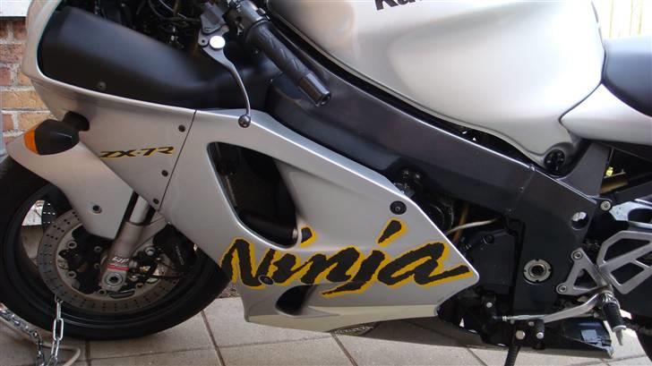 Kawasaki ZX7R Ninja (tidligere motorcykel) billede 2