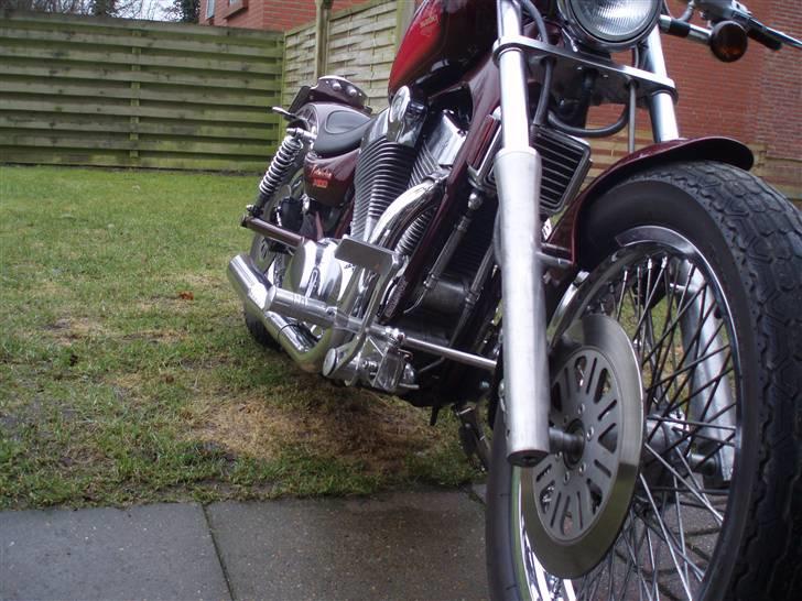 Suzuki Intruder 1400 (SOLGT) billede 2