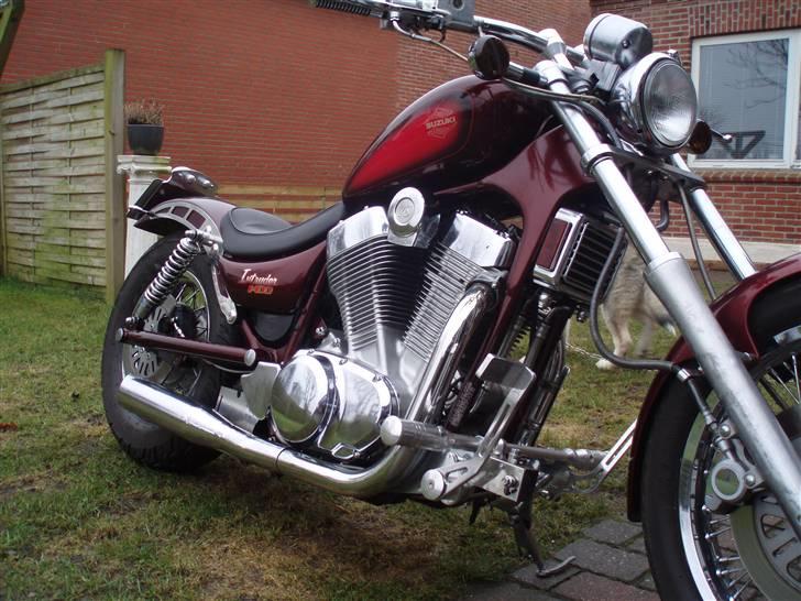 Suzuki Intruder 1400 (SOLGT) billede 5