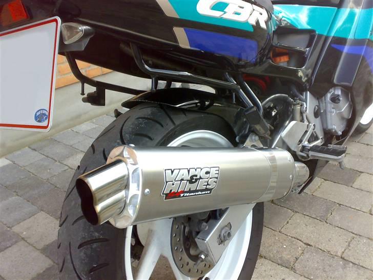 Honda ***CBR 600 F2 billede 2