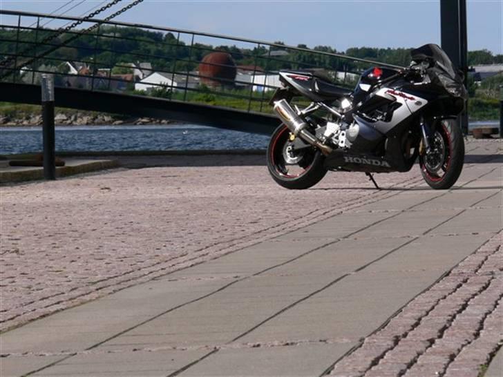 Honda Cbr 929 RR billede 1