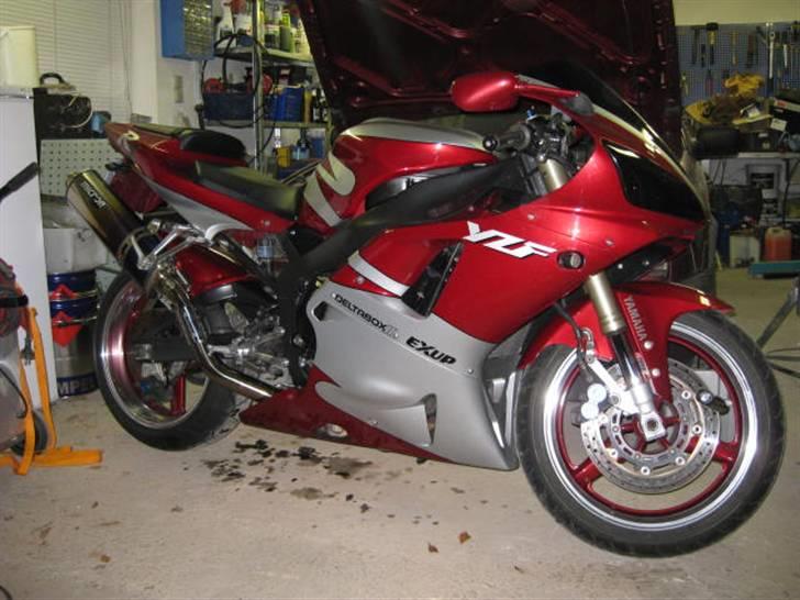 Yamaha R 1 billede 3