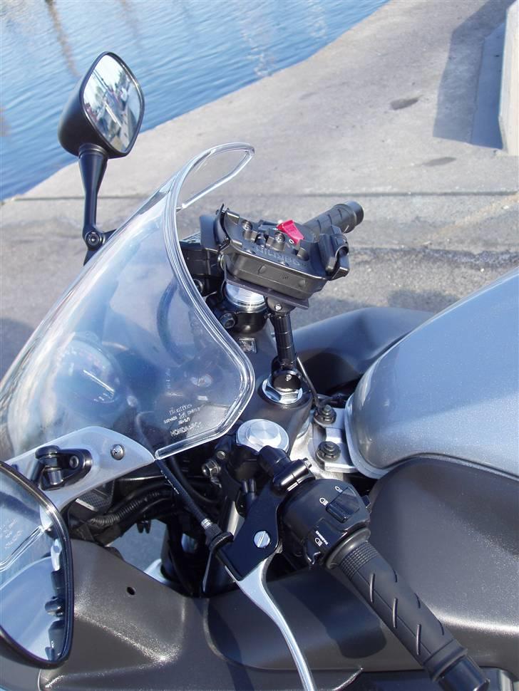 Honda CBR 600 F4i billede 7