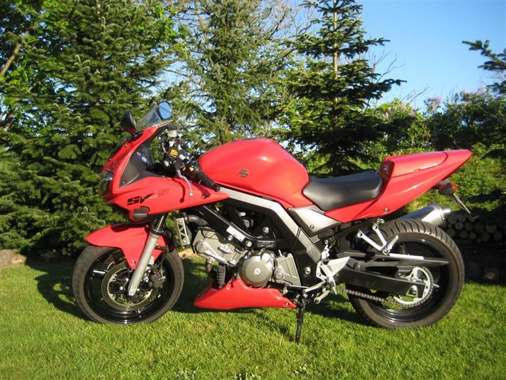Suzuki sv 650s billede 1