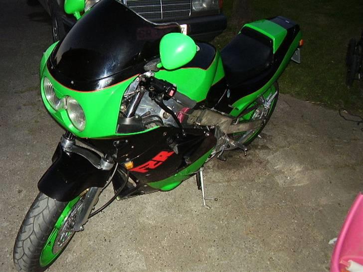 Yamaha FZR 1000 Genesis billede 2