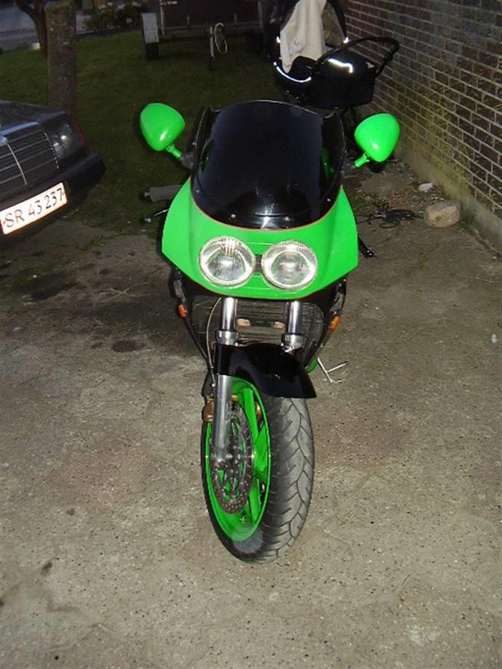 Yamaha FZR 1000 Genesis billede 3