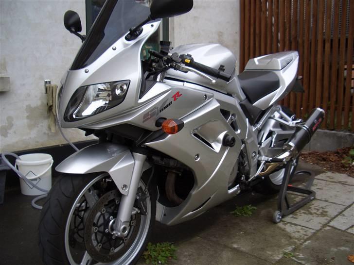 Suzuki SV 1000 SK4 billede 2