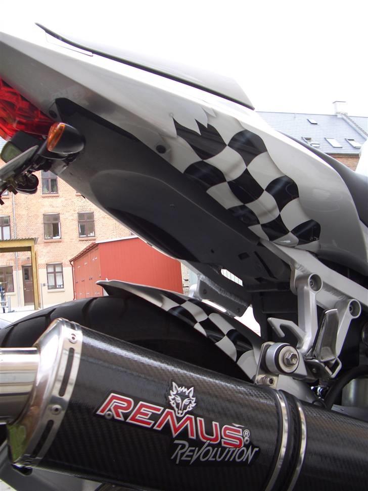 Suzuki SV 1000 SK4 billede 5