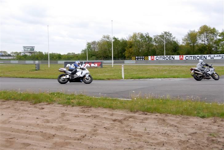 Honda CBR600RR - PadborgPark 7. maj 09 billede 15