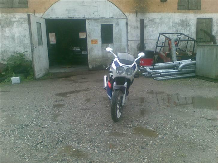 Suzuki gsxr 250ccm solgt billede 1