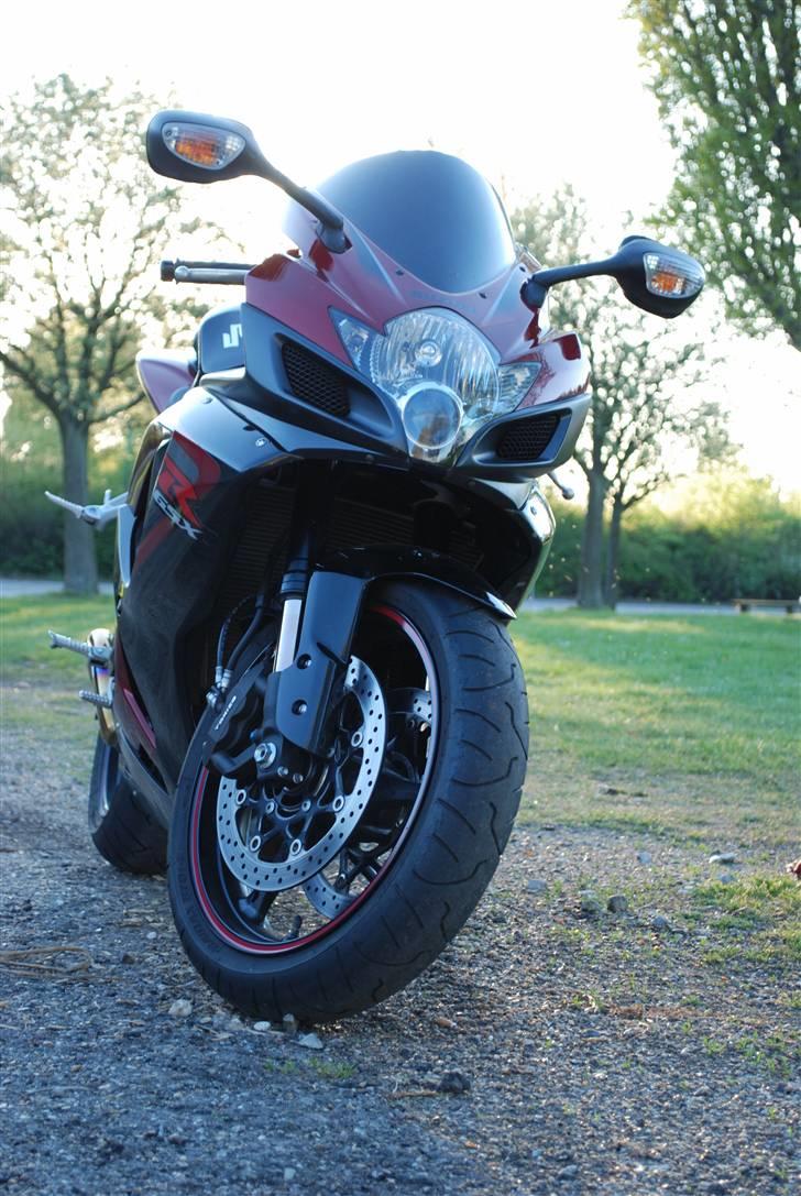 Suzuki GsxR 750 billede 3