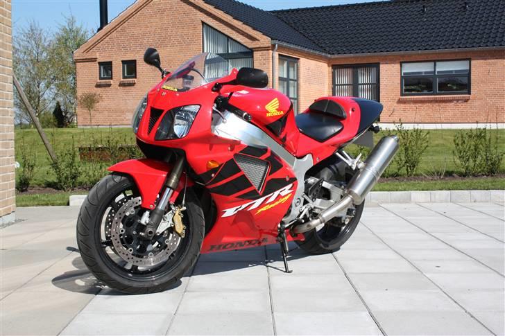 Honda VTR 1000 SP1 SOLGT billede 1