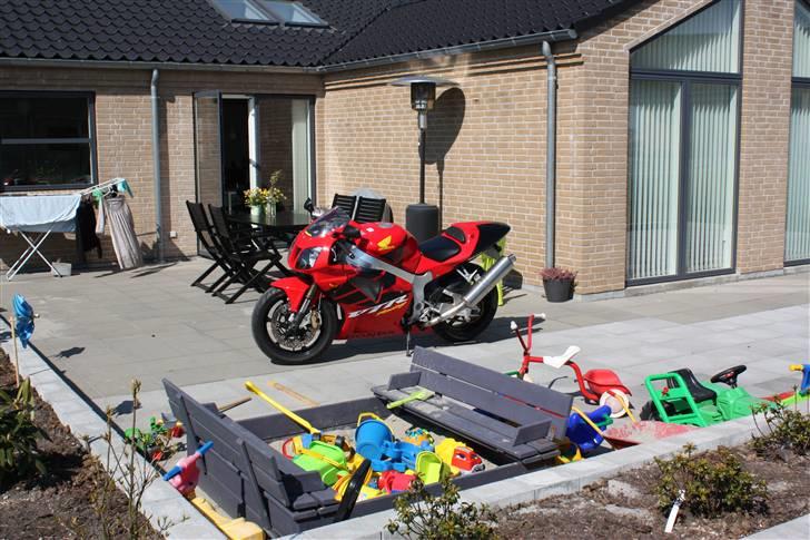 Honda VTR 1000 SP1 SOLGT billede 4