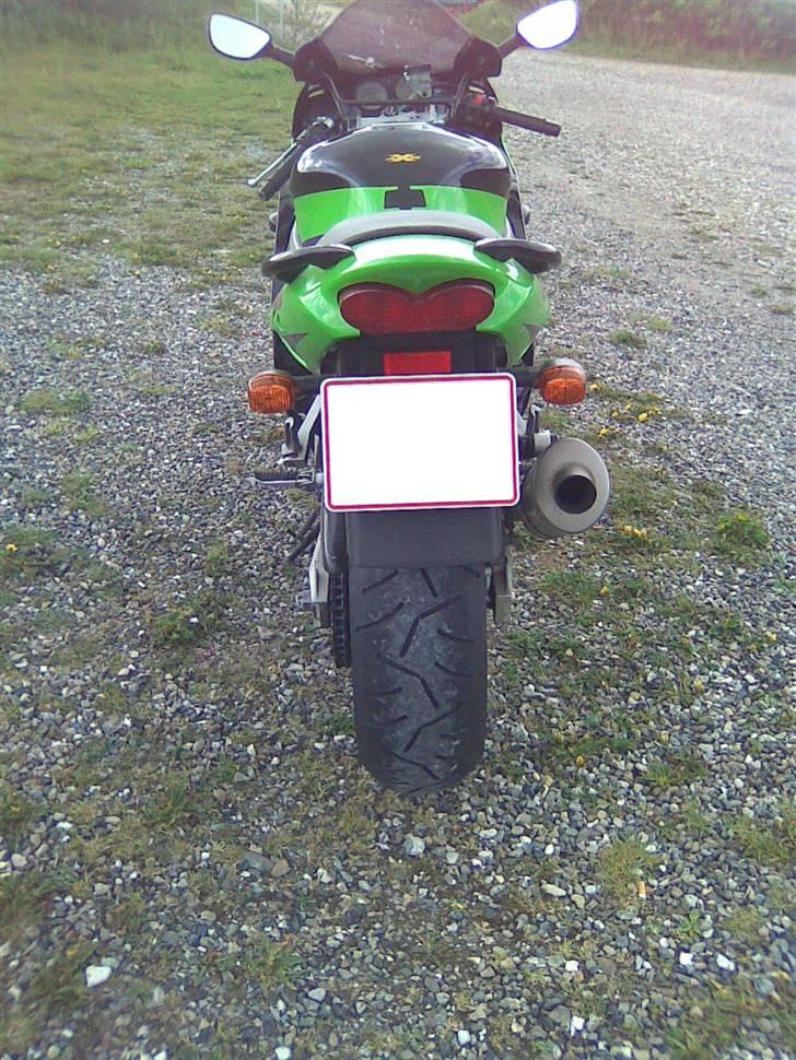 Kawasaki ZX9R billede 5