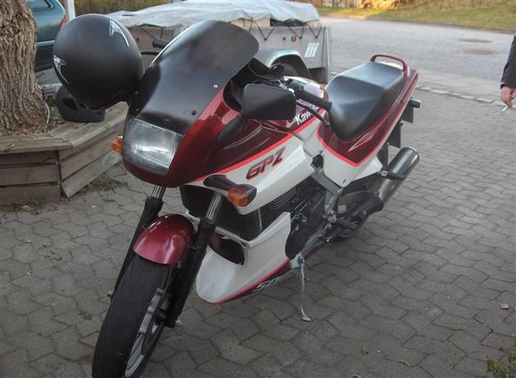 Kawasaki GPZ 500s PROJEKT billede 2