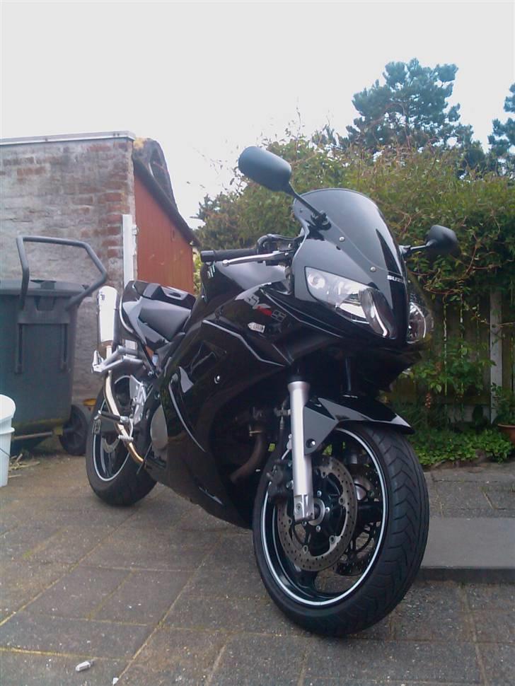 Suzuki sv 650 s *Solgt* billede 1