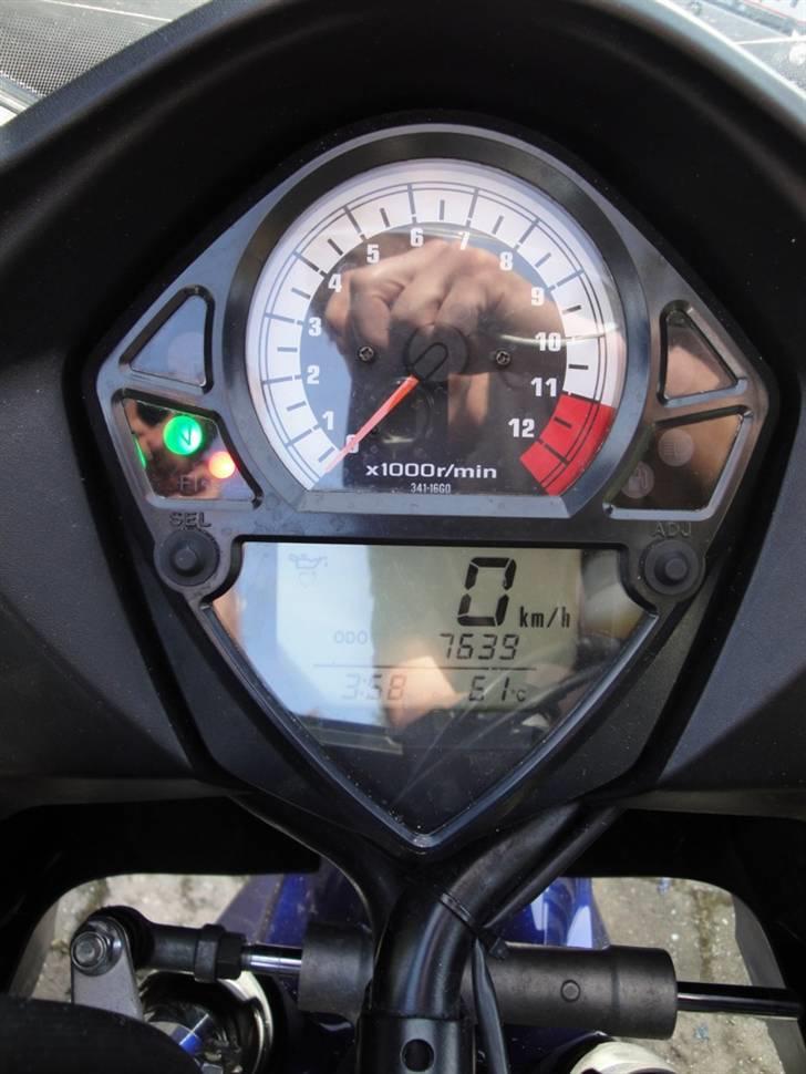 Suzuki SV1000S *SOLGT* billede 4