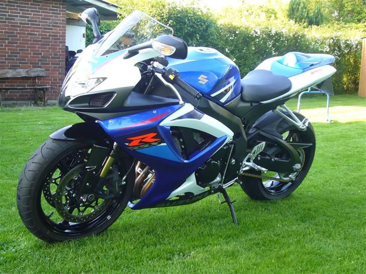 Suzuki Gsxr 750 K7  billede 2