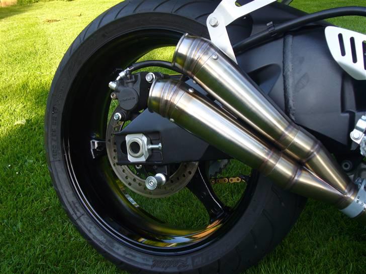 Suzuki Gsxr 750 K7  billede 3