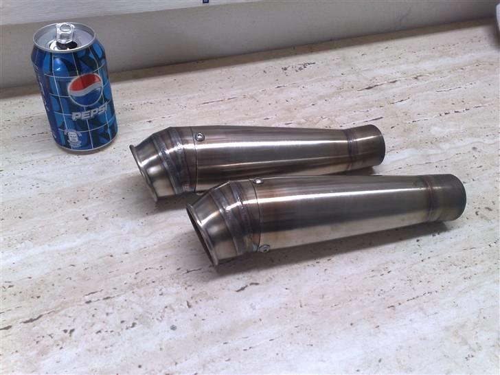 Suzuki Gsxr 750 K7  - GP laser twin cans. billede 9