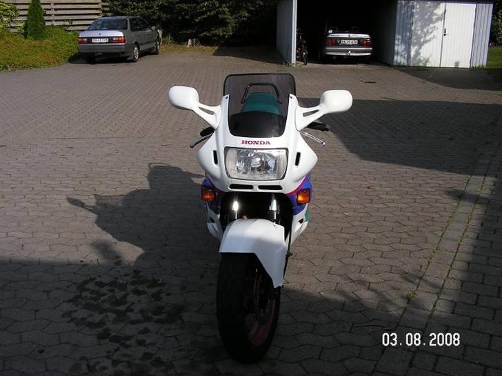 Honda CBR 600 F super sport billede 4