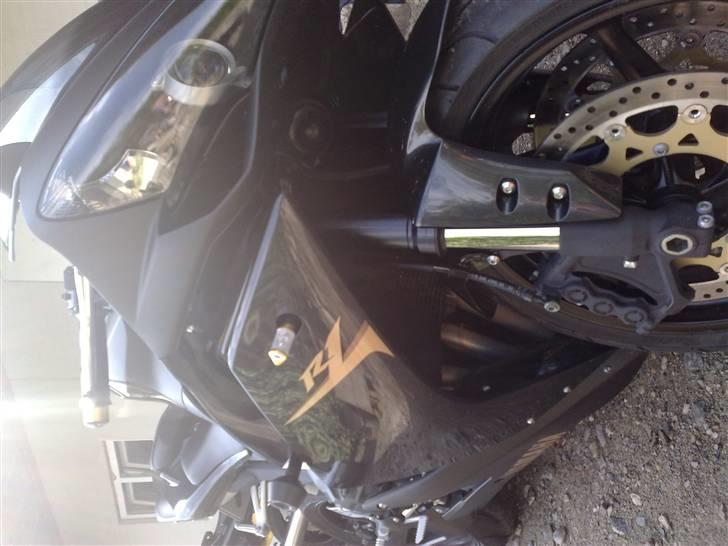 Yamaha YZF R1 billede 6