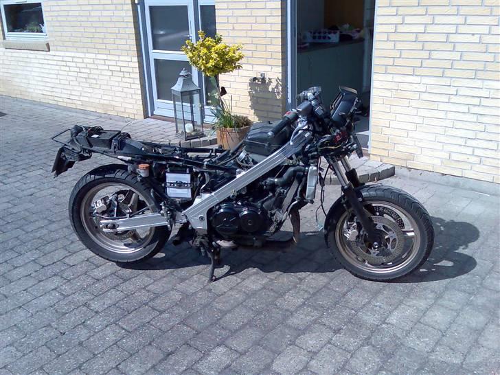 Honda VFR 750 - Solgt - Dele sendt til maler, April 2009 billede 3