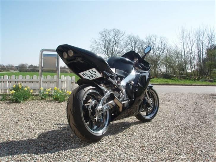 Yamaha r1  - kommer flere fra 09 billede 15