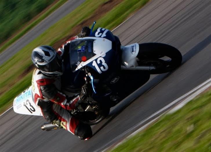 Yamaha R6 - dm 2009 billede 1