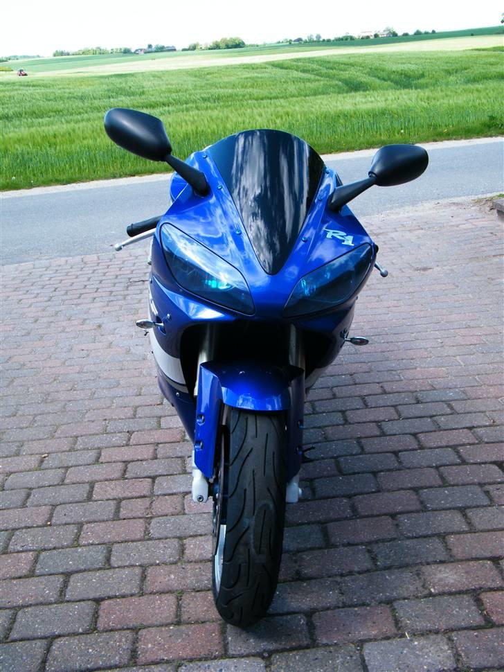 Yamaha YZF R1 billede 7