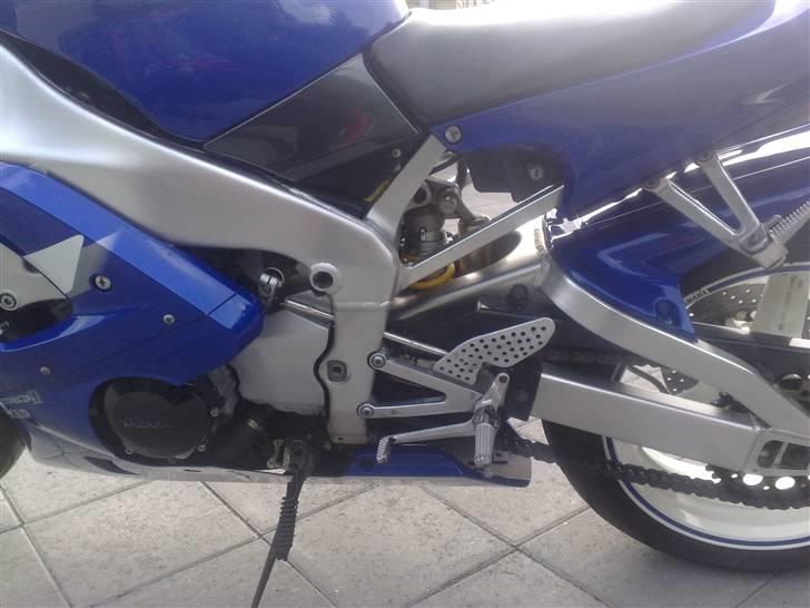 Yamaha r1 billede 10