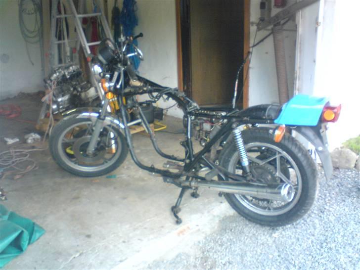 Suzuki GS 750 E - solgt - Suzuki light :o) billede 2