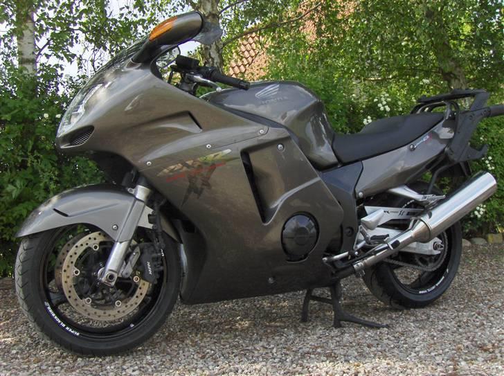 Honda Blackbird Cbr1100xx billede 10