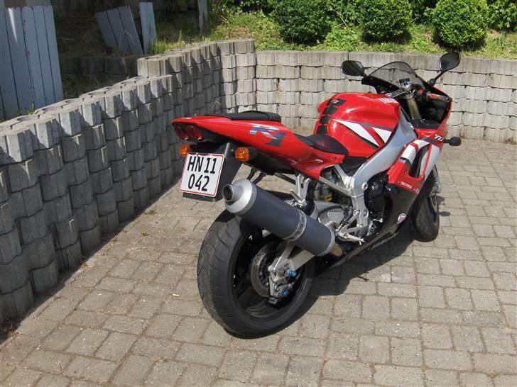 Yamaha YZF R1 billede 6