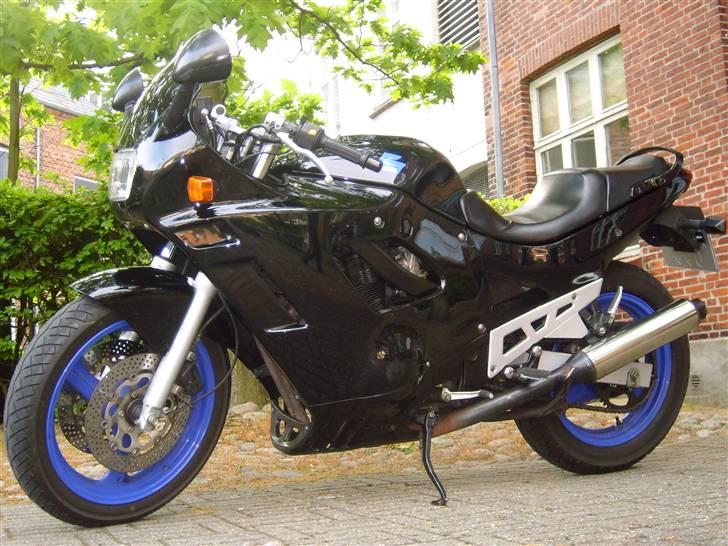 Suzuki GSX 600F billede 2