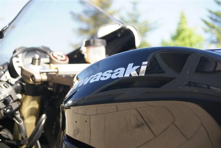 Kawasaki ZX10R billede 7