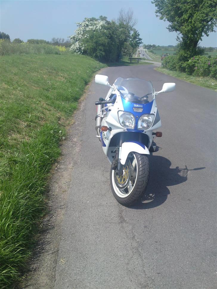 Yamaha Yzf 750 R billede 3