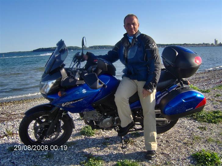 Suzuki V strom DL 650 - Den kan godt li vand billede 1