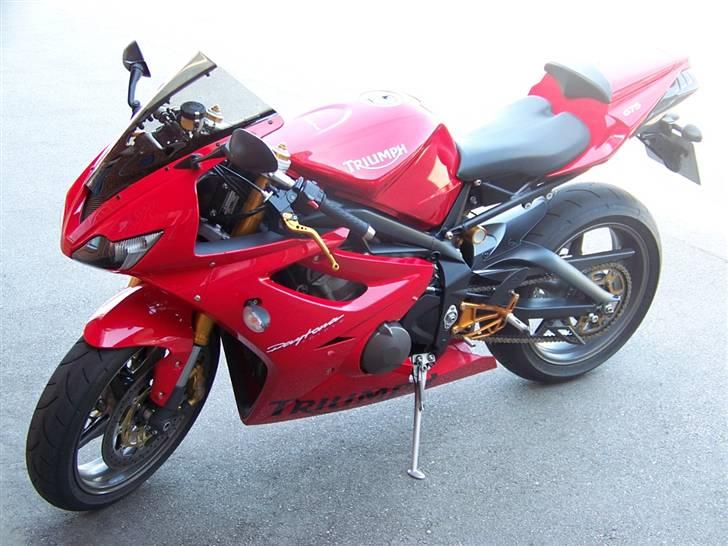 Triumph Daytona 675 billede 1