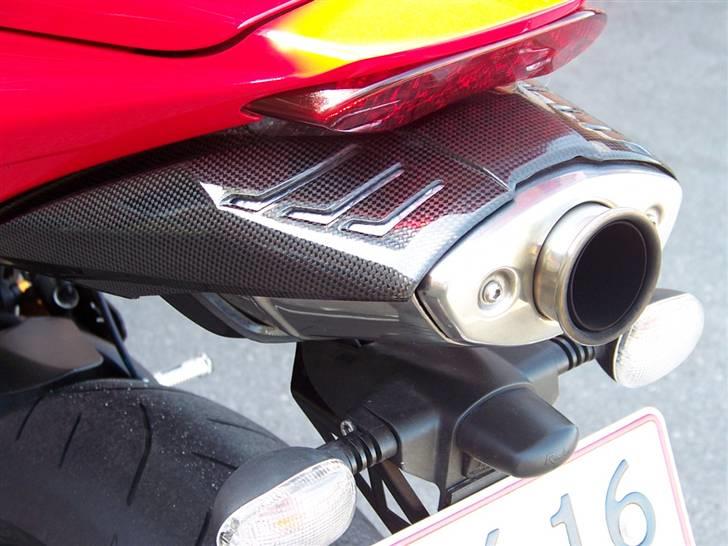 Triumph Daytona 675 - her kommer sød musik billede 2