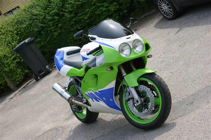 Kawasaki ZXR 750L SOLGT billede 1