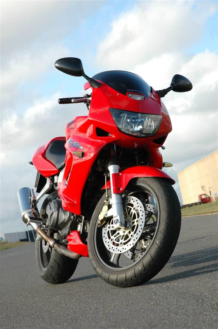 Honda VTR 1000 F SC36 FIRESTORM billede 6