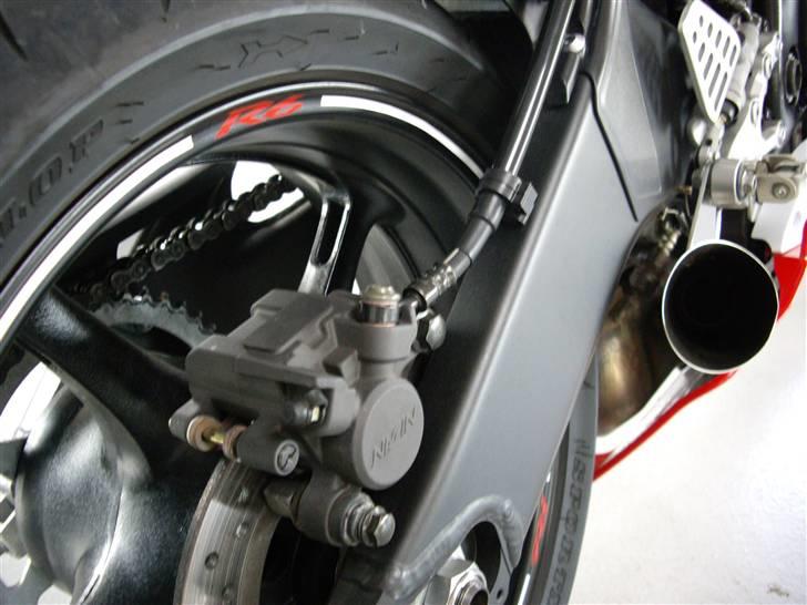 Yamaha YZF-R6 SOLGT - Det pynter helt vildt med rimstripes billede 8