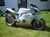 Suzuki GSXR 400R
