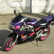 Suzuki gsxr 750w