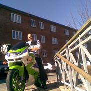 Kawasaki ZX9R