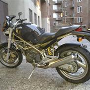 Ducati Monster 750(solgt)