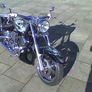 Yamaha 1100 Dragstar