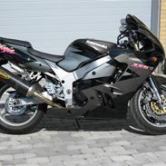 Kawasaki ZX9R