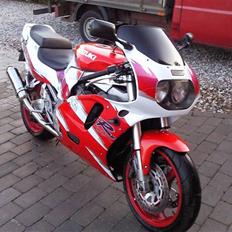 Suzuki GSX-R 750 WP SOLGT
